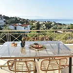 Sunrise Luxury Pool Villa PalaiónTsiflíkion