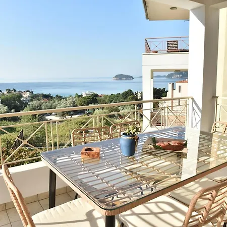 Villa Sunrise Luxury Pool PalaiónTsiflíkion