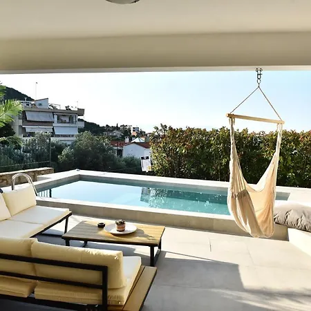 Sunrise Luxury Pool Villa PalaiónTsiflíkion