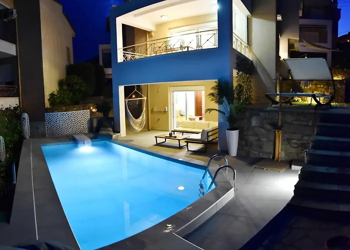 Sunrise Luxury Pool *