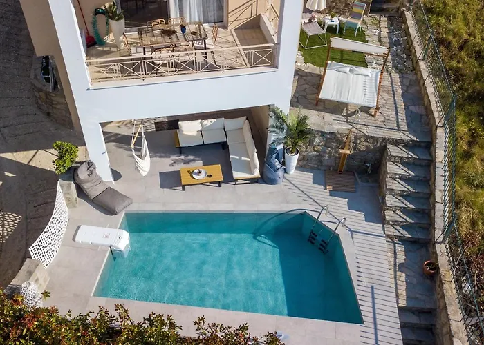 Sunrise Luxury Pool Villa *