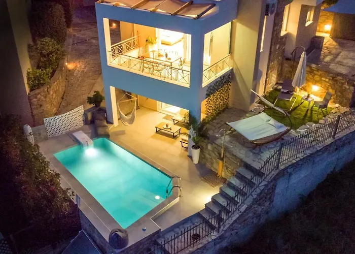 Sunrise Luxury Pool *