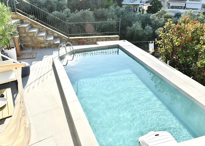 Sunrise Luxury Pool * PalaiónTsiflíkion