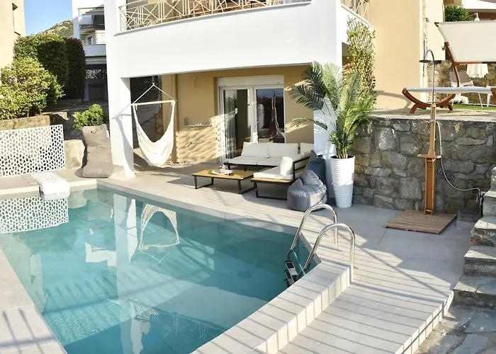 Sunrise Luxury Pool