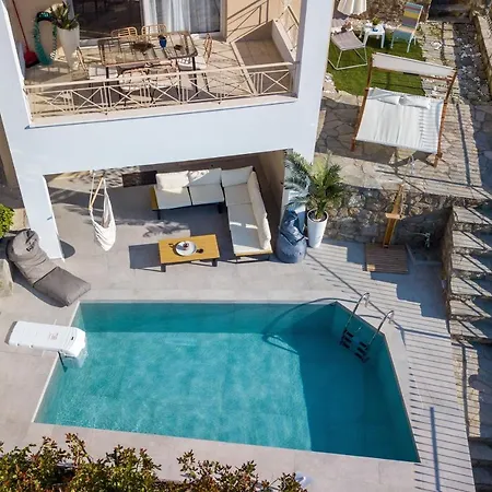 Sunrise Luxury Pool Vila *