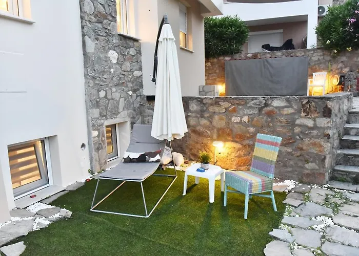 Sunrise Luxury Pool Villa *